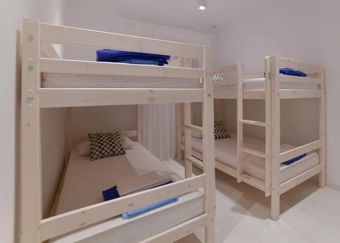 Maria & Nada Beachfront Вилла Колимбия