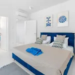Villa Maria & Nada Beachfront *