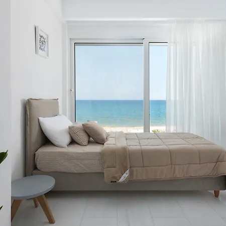 Villa Maria & Nada Beachfront Kolymbia