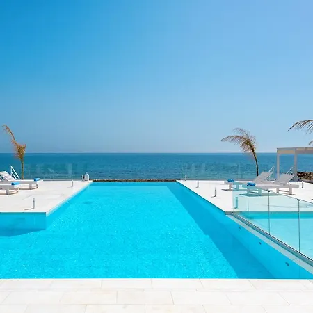 Maria & Nada Beachfront كولومبيا