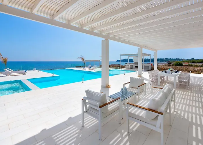 Maria & Nada Beachfront * Kolymbia